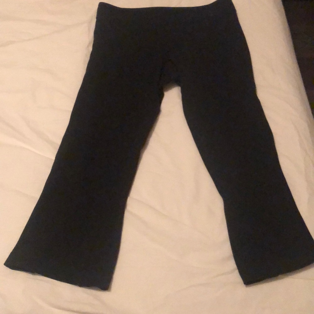 Lululemon crop black workout pants